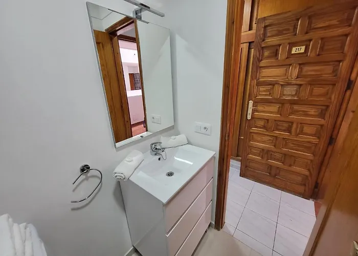 Summerland Apartament *